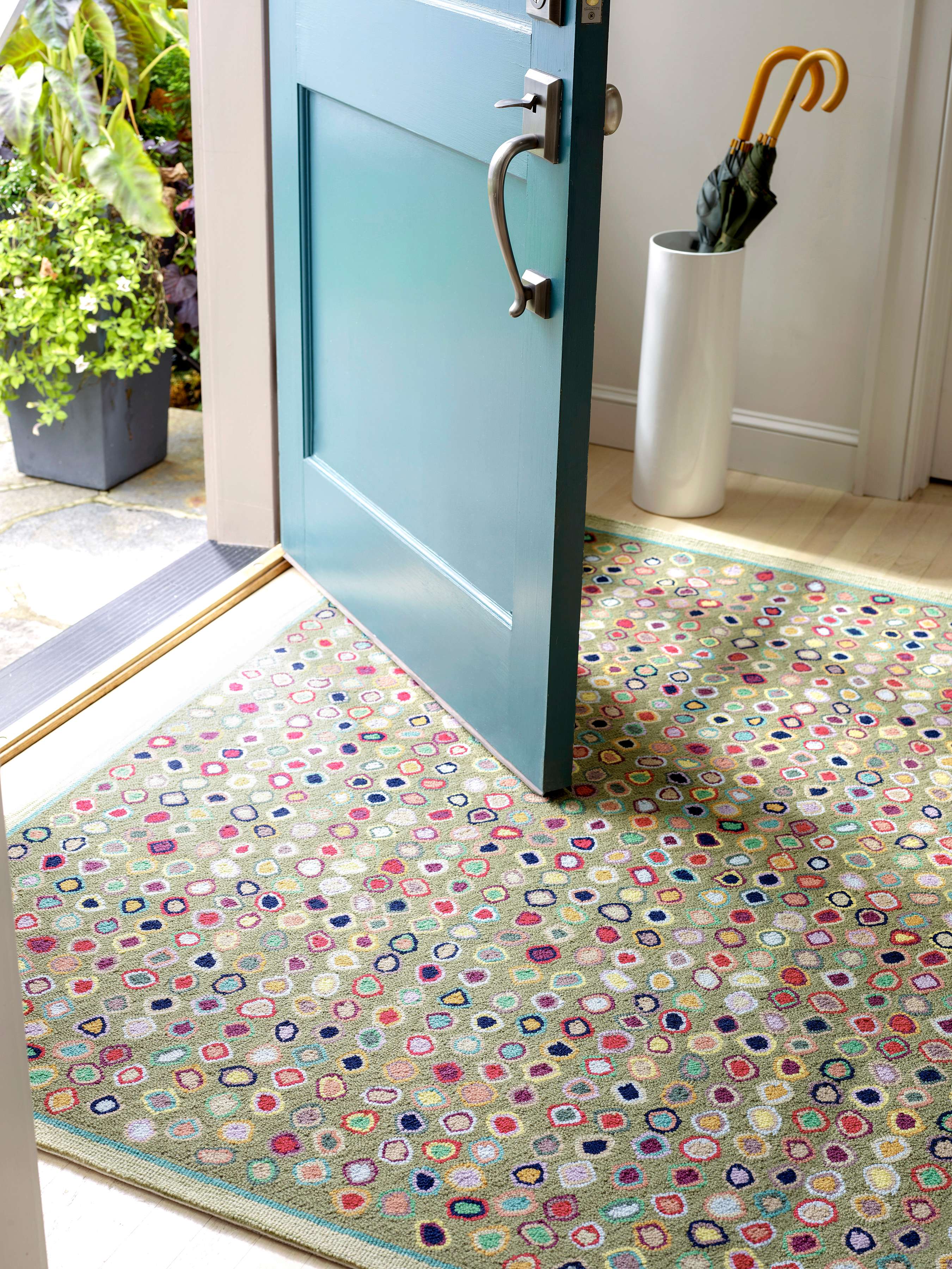 How to Choose the Right Rug for the Mudroom | Annie Selke